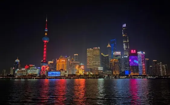 汉口路报业街与福州路文化街：广东路延安路金融外滩的黄金三角🏙